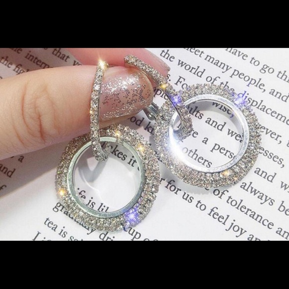 Blinged our earrings for all occasions - Picture 4 of 4